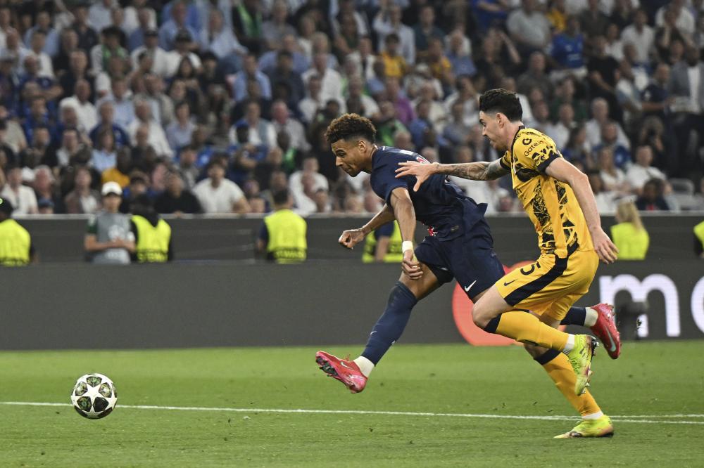 2025中英职业足球青训交流会在海口启幕，李克敏致开幕辞